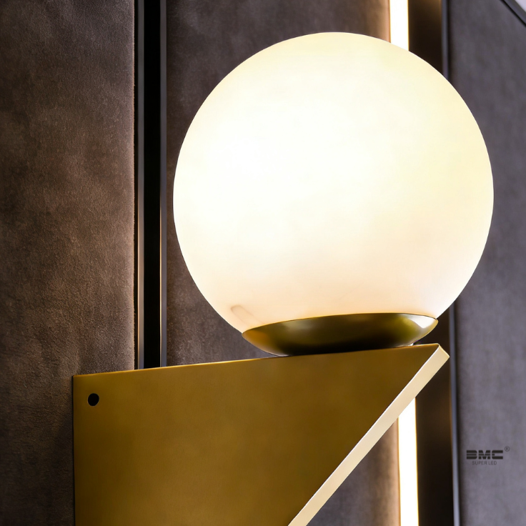 Aplique de pared Dorado con Esfera